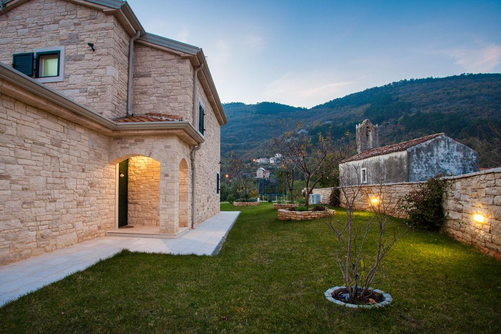 Villa Stonegate Estate - Bonus, Dvije Vile Jedna Cijena! Opatija Exterior photo